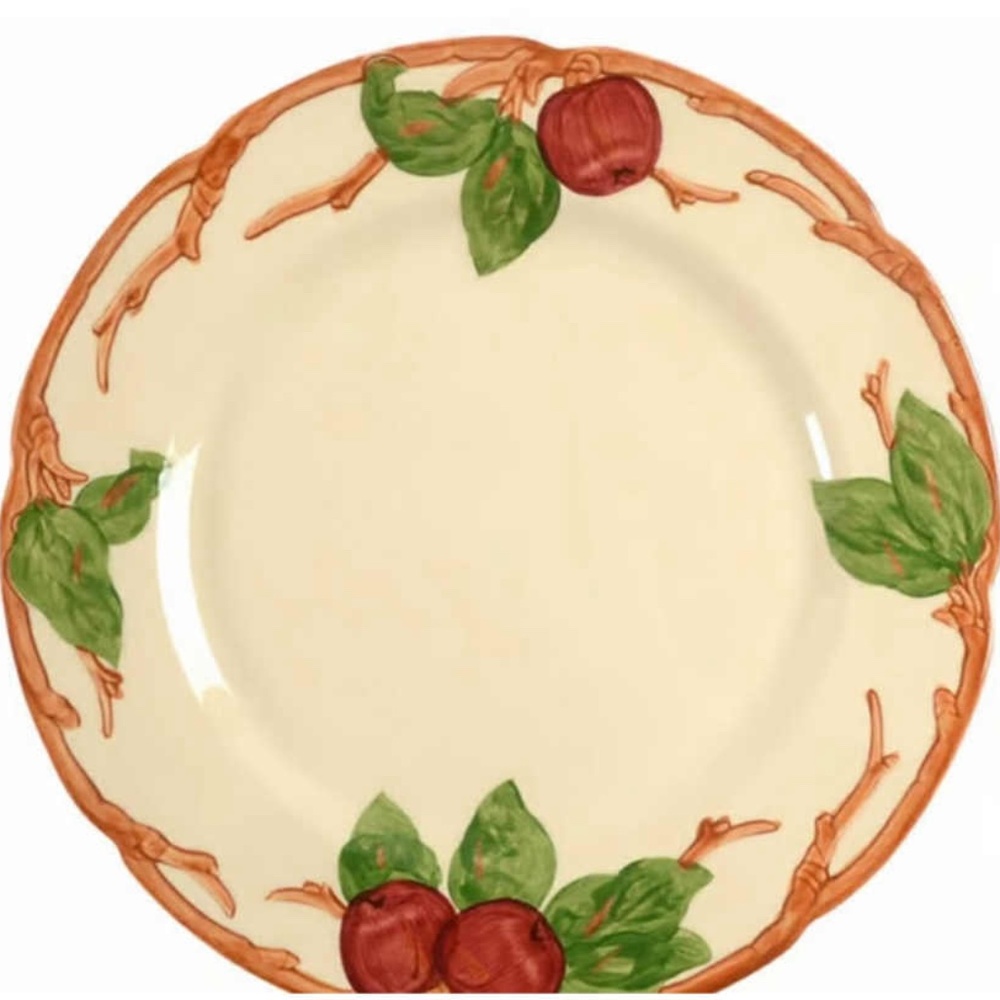 TWO "APPLE" COLLECTION BY FRANCISCAN 10 5/8" DINNERS PLATE (USA BACKSTAMP)